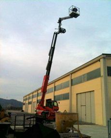 Manitou R2150 telescopico 30m con cestello ARIEL JIB