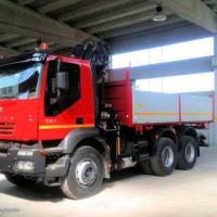 Camion Iveco Trakker Gru HIAB